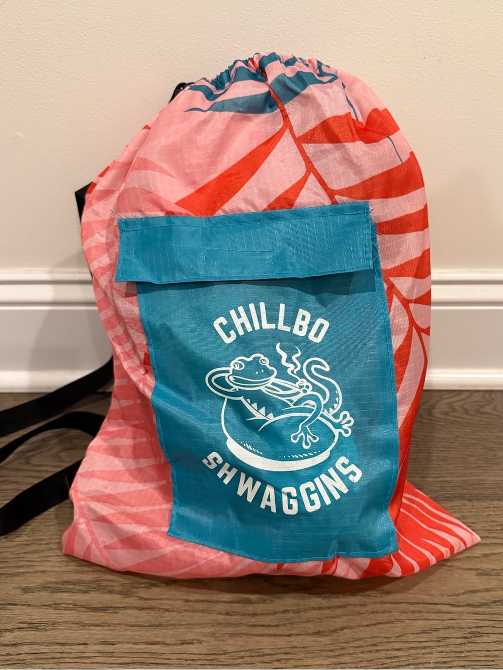Chillbo Shwaggins inflatable couch/ sofa/ lounger